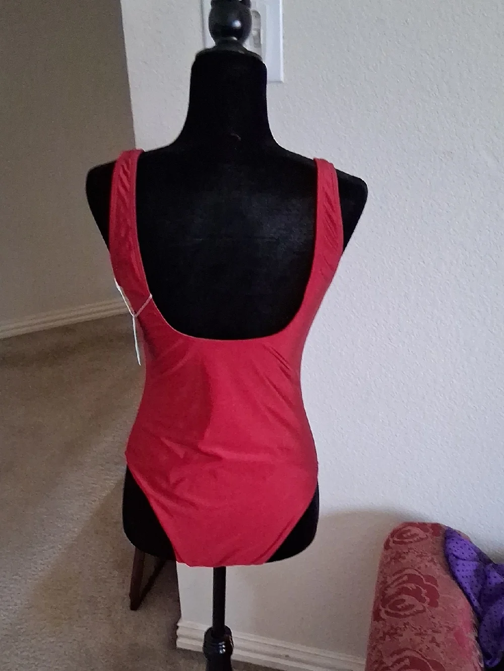 Swimsuit - Picture 3 of 8